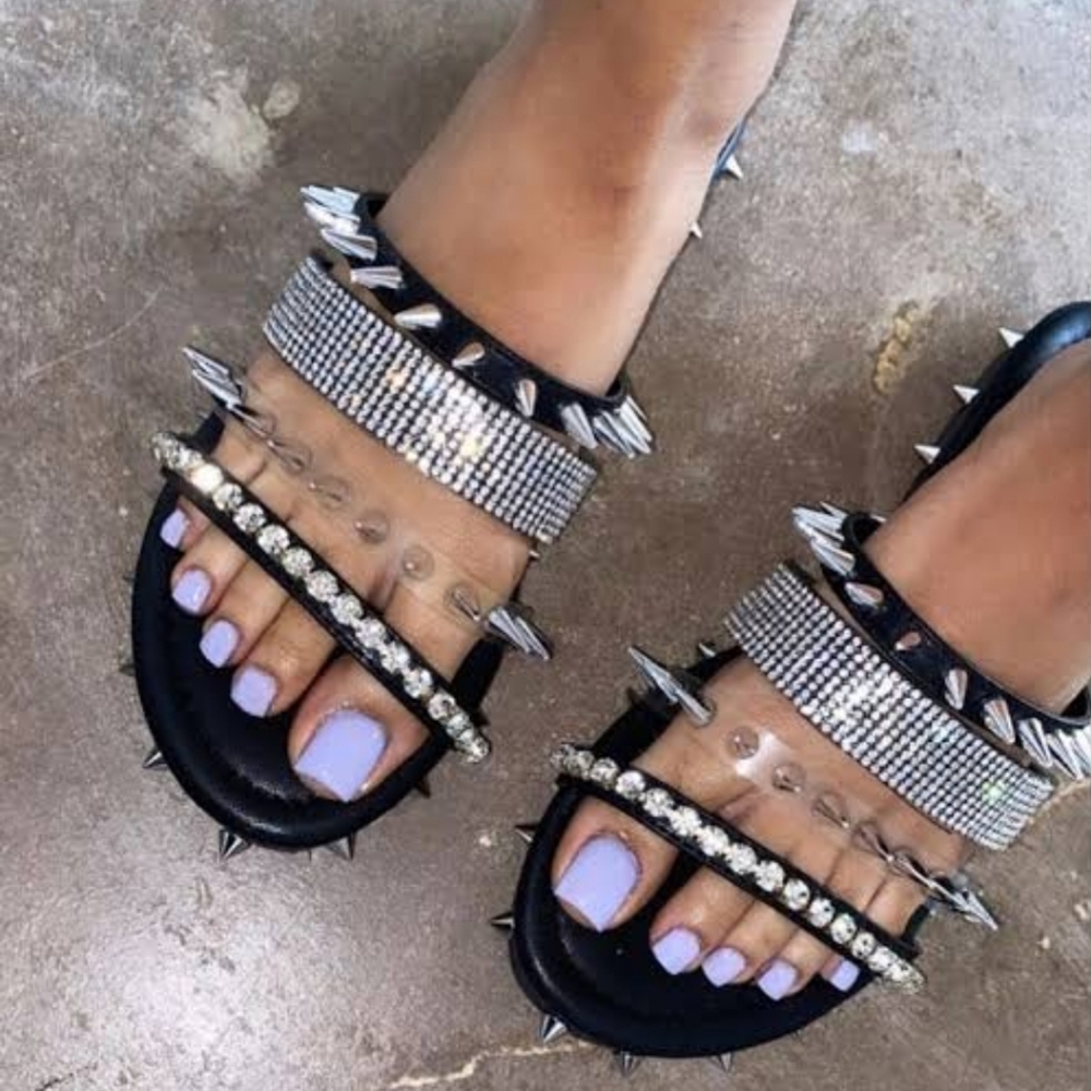WOMENS FLAT SANDLES